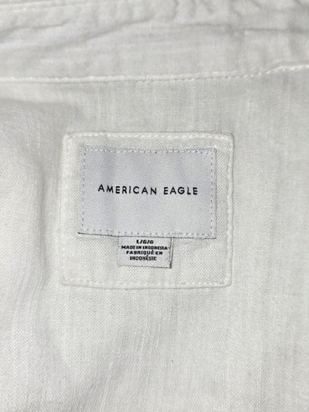 American Eagle White Button Down Shirt - Picture 2 of 4